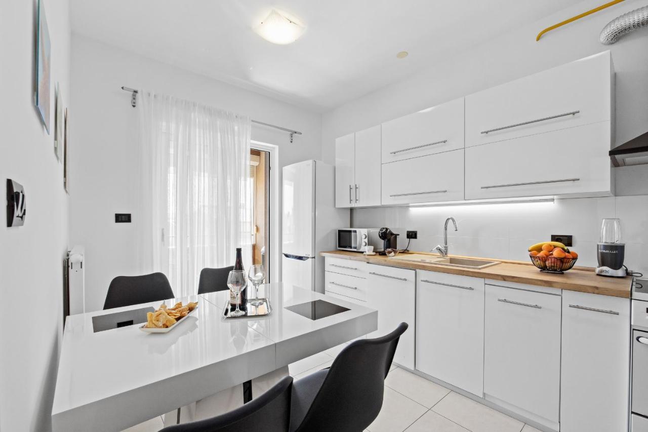 Feniks Fazana Apartman Exterior foto